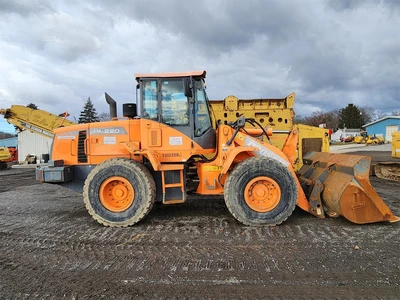 Used 2015 DOOSAN DL220-3 Wheel Loaders | Abele Tractor #1342917
