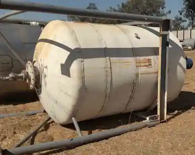 2250 gal stainless steel tank