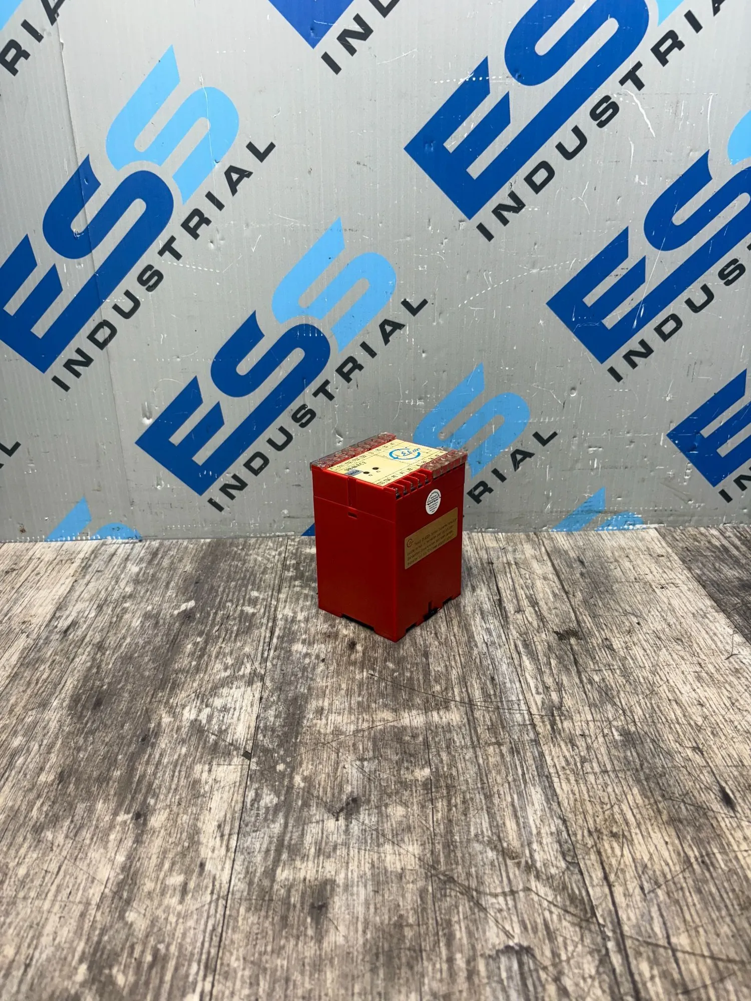 Used ELAN SRB-NA-R-C.2-24V Misc Electrical & Power Parts South Carolina US | ESS Industrial Equipment Sales #1328020