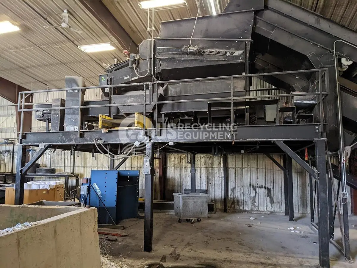 USED TWO (2) STAR SCREENERS 90" SCREENERS