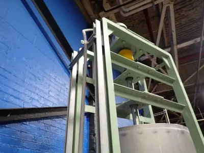 25" X 28" Mixer