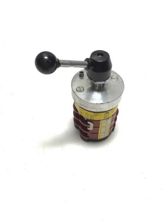 Used OEM CONTROLS SHELTON CONN _UNKNOWN_ Relays & Switches Pennsylvania US | Moses B Glick #990062