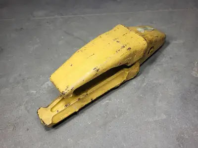 USED CATERPILLAR 6I-6404