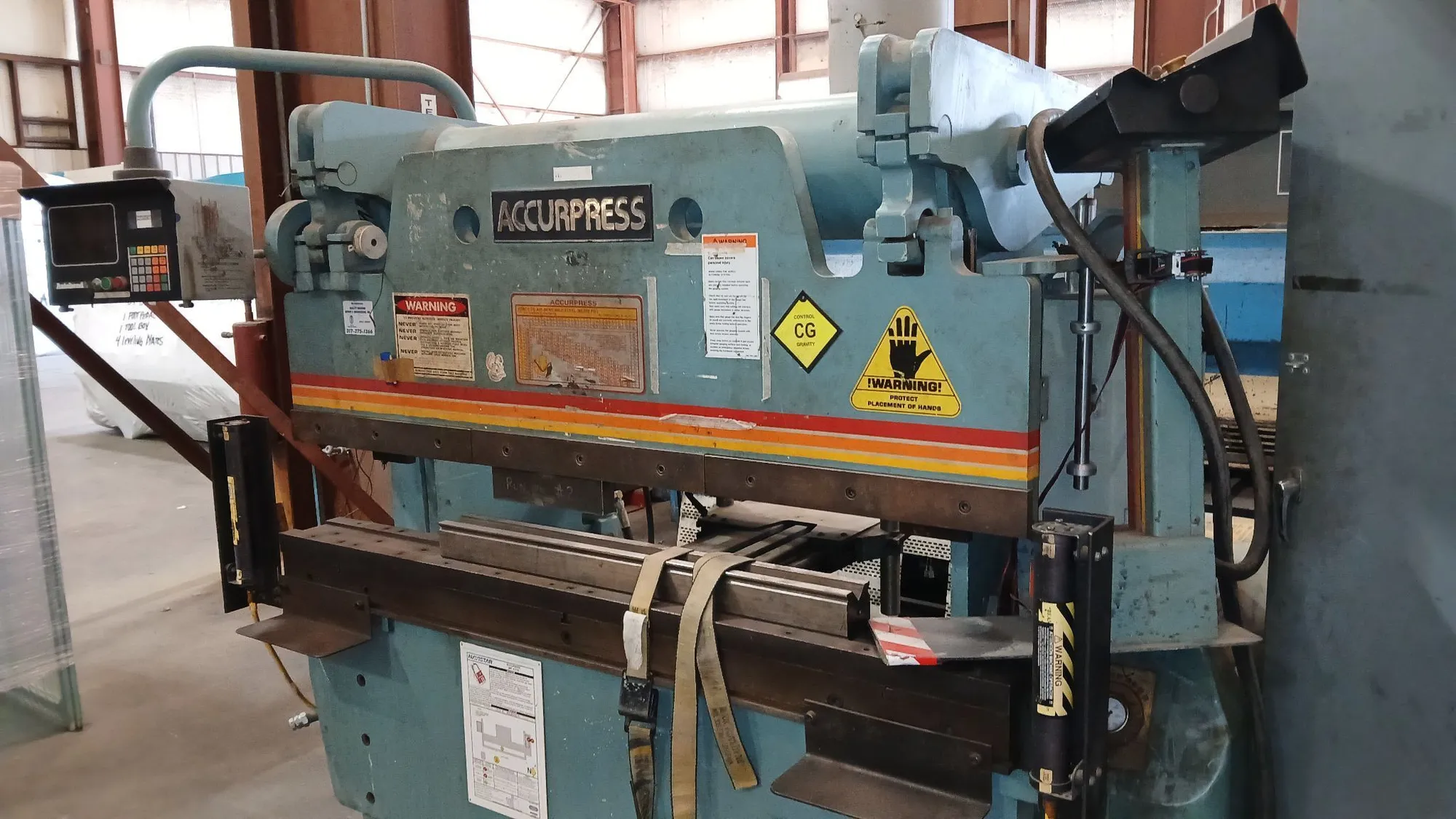 USED 1995 ACCURPRESS 7606