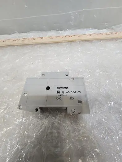 SIEMENS 5SX21 CIRCUIT BREAKER