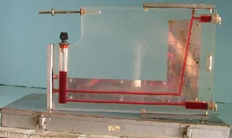 Used DWYER A722C Air Velocity and Flow Texas US | Bamko Surplus Process Equipment #936012