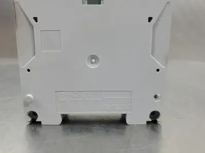 ALLEN BRADLEY 1492-J70 TERMINAL BLOCK, 70MM FEED-THROUGH. 4B-43