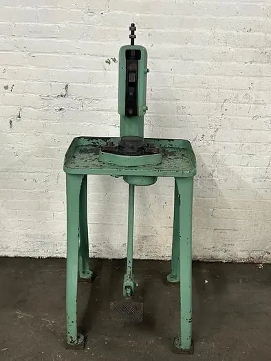 Used ADAMS #1 Arbor Presses | Gold Machinery #439273