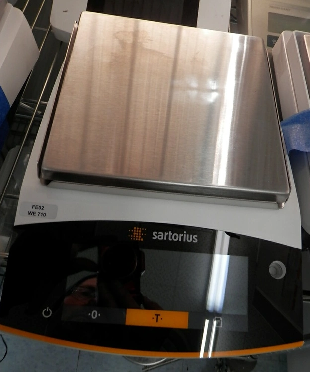 Used SARTORIOUS _UNKNOWN_ Balances California US | Biotech Equipment Sales #1464805