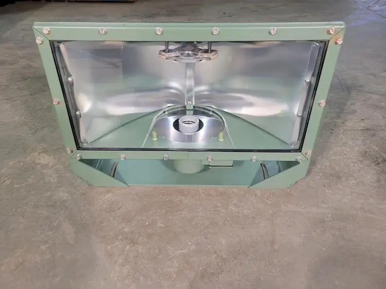 Used PHEONIX MRSE400 Lighting British Columbia CA | Lenmark #253534