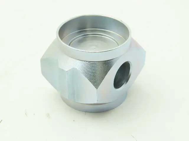 Graco 161-585  Bulldog Air Valve Housing 30:1