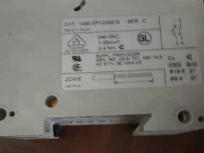 USED Allen-Bradley 1492-SP1C020-N