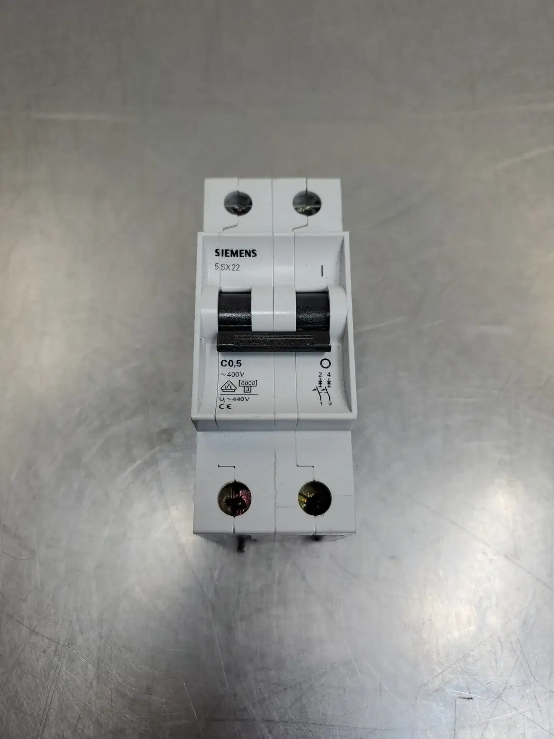 USED Siemens 5SX22 C0.5 Circuit Breaker, 0.5A, 400V, 2 Pole