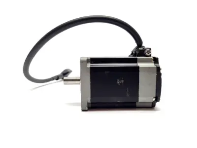 USED ORIENTAL MOTOR CLOSED LOOP STEPPER MOTOR DC INPUT 2.36 IN. (60 MM)