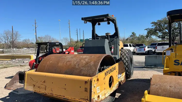 Used 2019 HYUNDAI HR110C-9 Single Drum Rollers Texas US | National Equipment Dealers #1422879