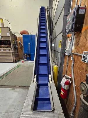 STONE Incline Conveyor Incline Conveyors | Envoy Equipment LLC (1)