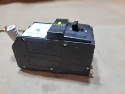 New | in-Stock SCHNEIDER QOB330GFI Switchgears British Columbia CA | Lenmark #1433451