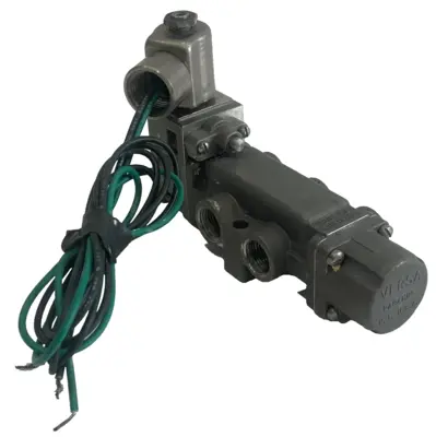 NEW VERSA VSG-4422-316-D1 4-ME-PC-U-A120 SOLENOID VALVE VSG4422316D1 4MEPCUA120