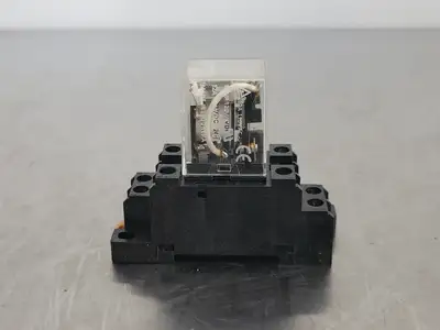 USED OMRON IEC225