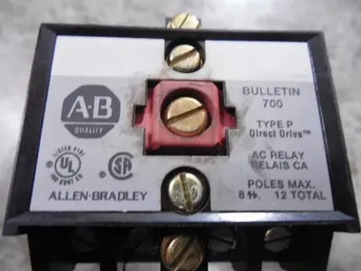 Allen Bradley 700-P1200A1 AC Relay Module Series B Used