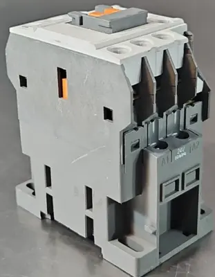 Carlo Gavazzi CC9 Contactor 9A loc4B12