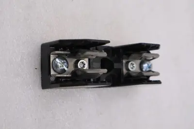 LOT OF 6 - EATON CORPORATION R25030-1SR FUSE HOLDER STOCK H605A