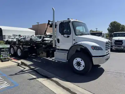 New | in-Stock 2027 FREIGHTLINER M2 106 PLUS Hooklifts & Roll-Offs California US | Commerce Truck Equipment Sales #1548704
