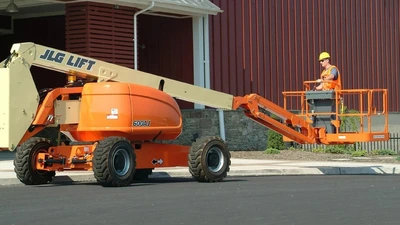 USED 2022 JLG 600 AJ
