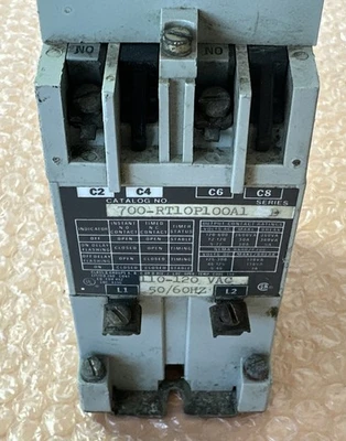 USED Allen-Bradley 700-RT10P100A1