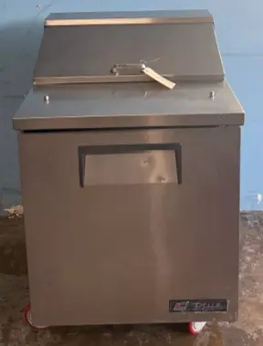 Used _UNKNOWN_ TSSU-27-SELF Refrigerators | Grocery Equipment Sales #1065907