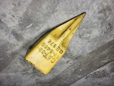 USED CATERPILLAR 6Y-5409
