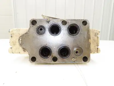 Vickers DG5S-8-2C-T-M-WB-20 Hydraulic Directional Valve DG4V3-6C-M-WB-40