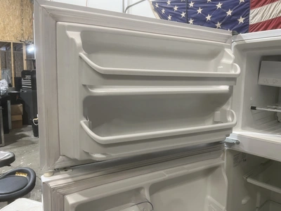 Used FRIGIDAIRE FREEZER ON TOP Refrigerators Michigan US | Miedema Asset Management Group #1413799
