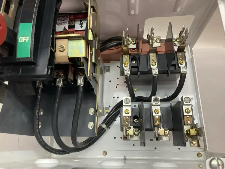 Used GE E33752 Electrical Panels | Surplus Asset Holdings #1227173