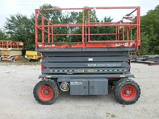 Used 2006 Skyjack SJ7135RT Scissor Lifters New York US | United Lift #1446602