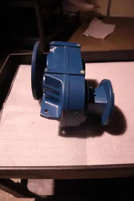 NEW SEW EURODRIVE FAF67 AM56/ FAF67AM56 GEAR BOX 1750RPM STOCK S-291