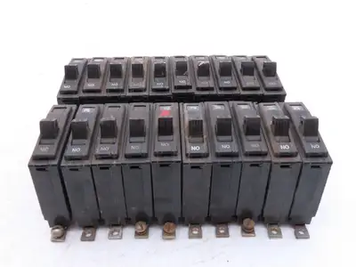 Square D QOB120 20A Circuit Breaker 1-Pole Bolt-On Old Style 120/240V  Lot of 20