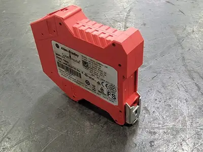 NEW ALLEN-BRADLEY 440R-N23125