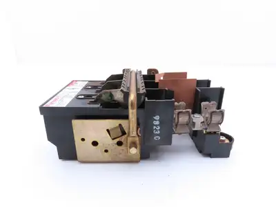 Furnas D46120-001 Fusible Disconnect Switch 30A 600VAC 3Ph 3 Pole Fused Lot of 3