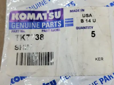 NEW KOMATSU TK7738
