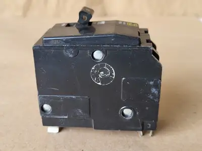 USED SQUARE D QO230