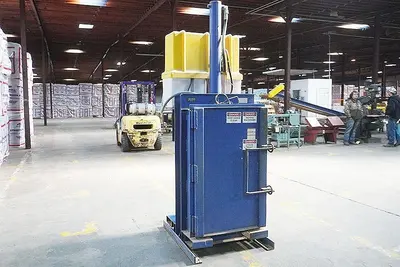 55 GALLON DRUM VESTIL HYDRAULIC CRUSHER & COMPACTOR, MODEL #WBB3147055: YOBRO #24913