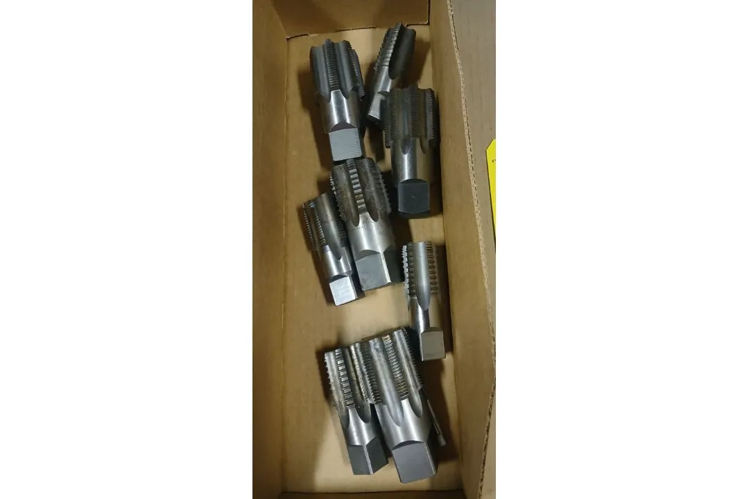 Used _UNKNOWN_ _UNKNOWN_ Taps & Dies Ohio US | Thompson Auctioneers #1547376