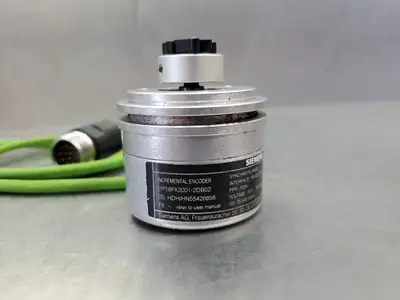 Siemens 6FX2001-2DB02 Incremental Encoder, 10-30VDC, Synchro Flange. 5D-3