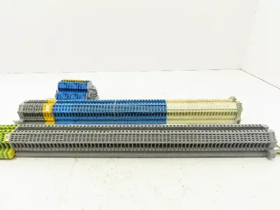Morsettitalia Terminal Block Fuse DIN Rail 600V 30A 24-10AWG Lot of 162