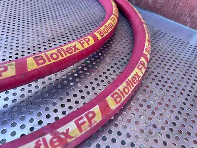 USED BIOFLEX RC 185" AFLEX HOSE W/ 1" SANITARY FITTING TO NPT