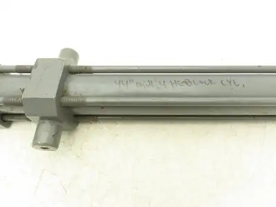 Lynair Series H Hydraulic Cylinder 1.5" Bore 18.5" Stroke Trunnion Mount