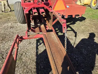 USED 1987 NEW HOLLAND HAYLINER 505