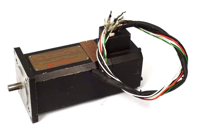Used KOLLMORGEN _UNKNOWN_ Brushless Motors Michigan US | SB Industrial Supply #833728