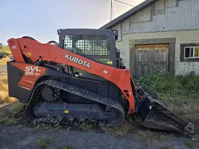 USED 2020 KUBOTA SVL95-2S